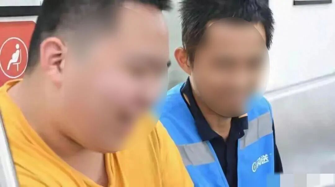14岁男孩扬言“大不了去送外卖”,爸爸三伏天陪跑20天,意外修复父子关系。提醒所有父母:不要让孩子过得太舒服,必要时让孩子吃这4种苦